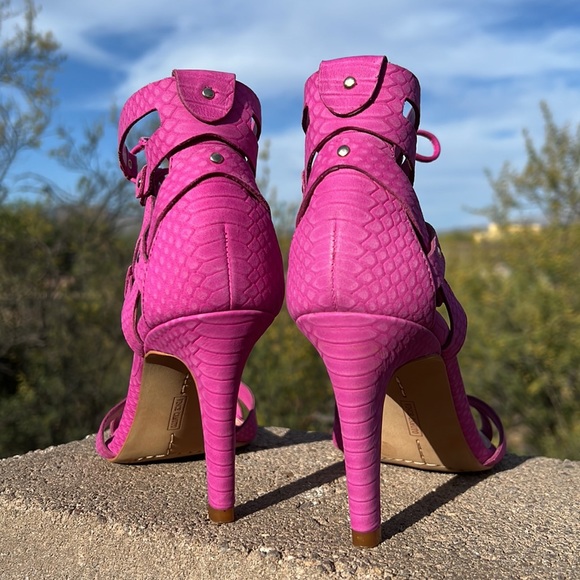 Vince Camuto Pink Orchid Strappy High Heel Summer Sandals - Picture 11 of 17